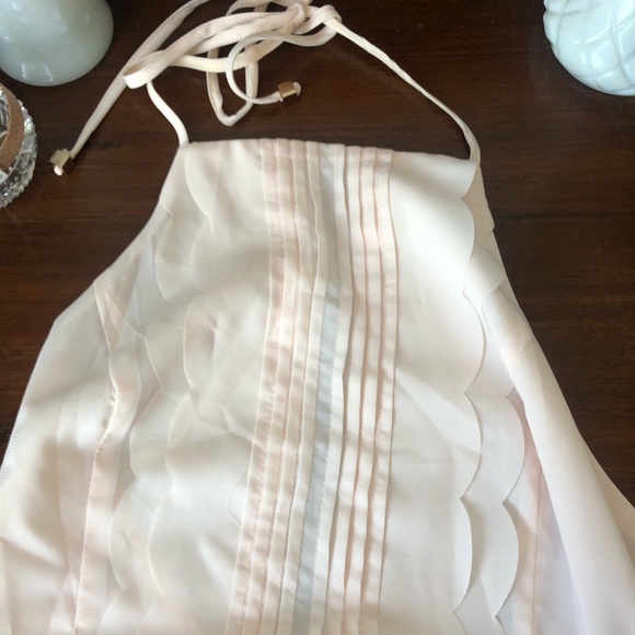 Gorgeous open back light pink pleated bow dress - Picture 2 of 5